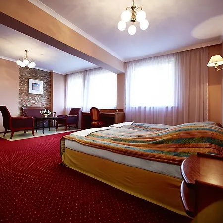 Amazonka 3* Zawada Pilicka
